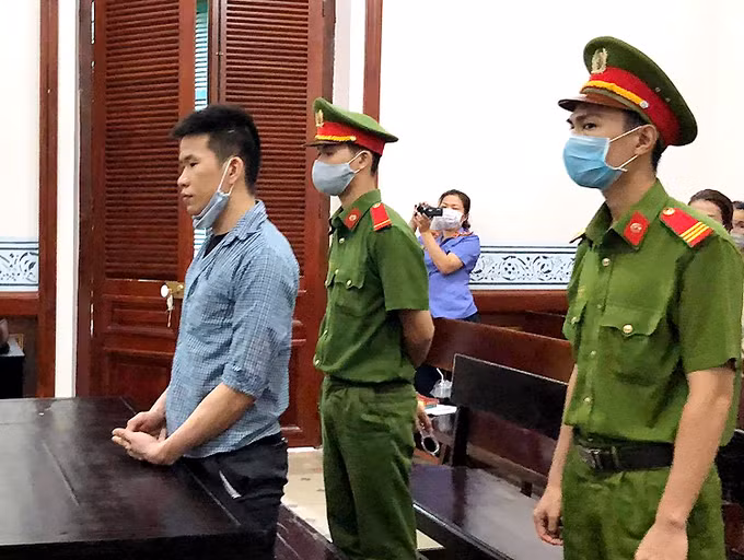 Bị cáo Thiện tại tòa ngày 14/8. Ảnh: Bình Nguyên.