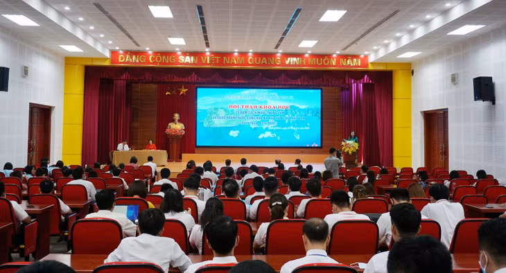 Quang cảnh hội thảo.