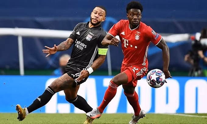 Bayern sẽ chạm trán PSG, kình địch của Lyon tại Ligue 1, ở chung kết. Ảnh: Reuters.