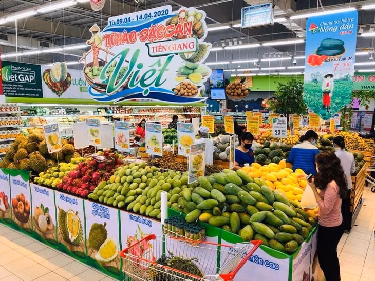 Quảng Ninh đã thu hút được nhiều tập đoàn kinh tế lớn đến đầu tư một số tập đoàn, công ty bán lẻ chuyên nghiệp, uy tín 