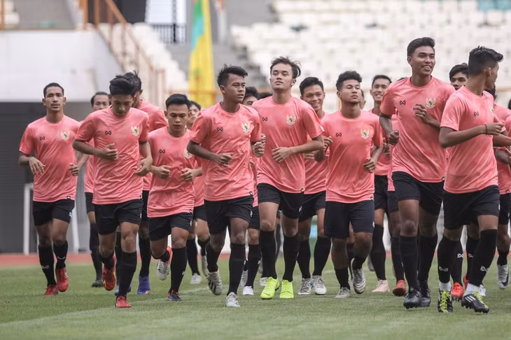 Hình ảnh U19 Indonesia tập luyện hướng tới U19 châu Á 2020. (Ảnh: PSSI).