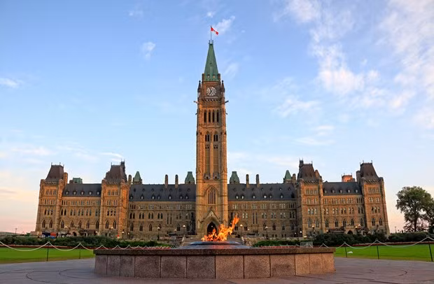 Tòa nhà Quốc hội Canada. (Ảnh: Britannica)