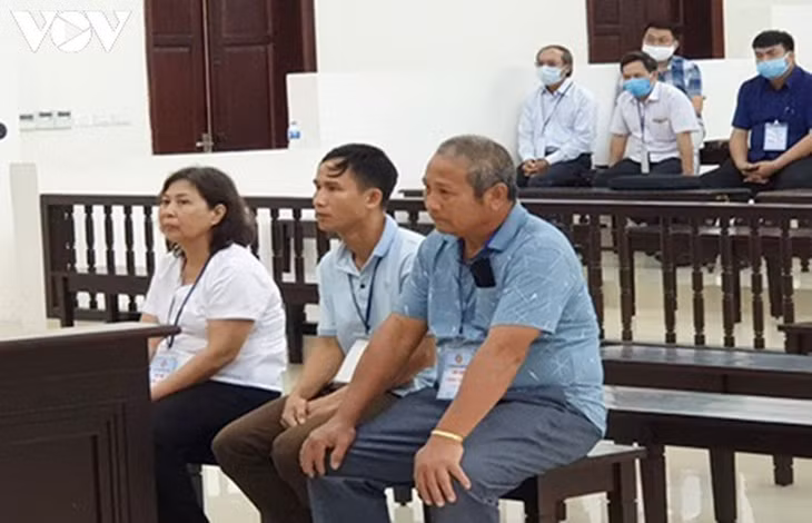  Ba bị cáo tại phiên xử phúc thẩm. (Ảnh: Hùng Anh)