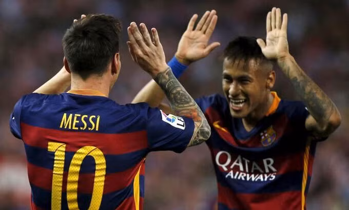 Messi, Neymar thời còn đá cặp ăn ý trong màu áo Barca, nơi họ cùng nhau giành hai La Liga và một Champions League. Ảnh: Reuters.