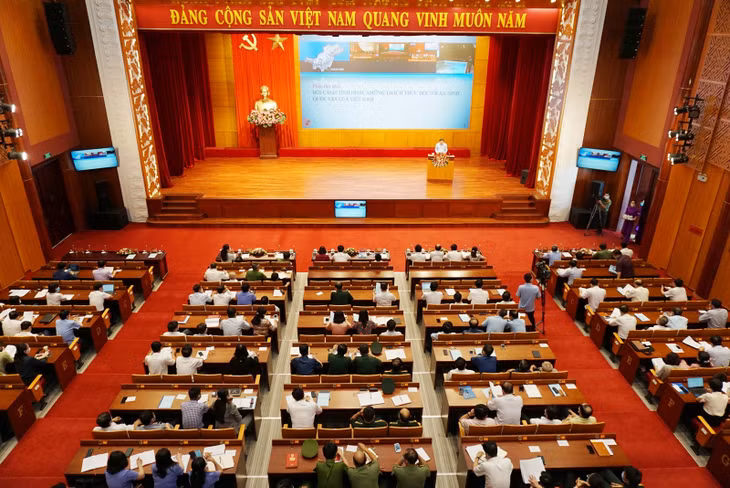 Quang cảnh hội nghị.