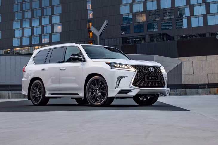 Lexus LX 570 2021.