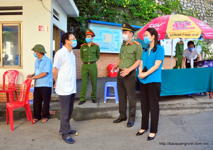 Phó Chủ tịch Thường trực UBND tỉnh Đặng Huy Hậu 