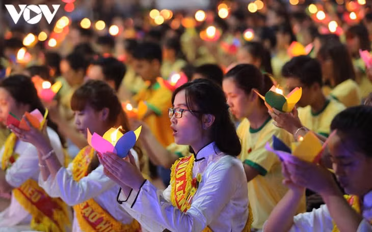 Lễ Vu Lan đã trở thành một lễ hội văn hoá tinh thần chung của xã hội.