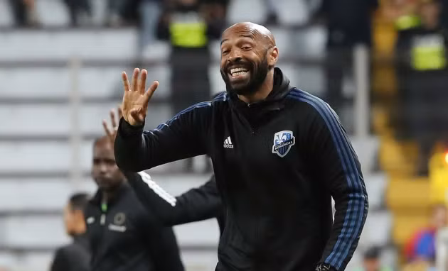  Henry lọt vào tầm ngắm của Barca.