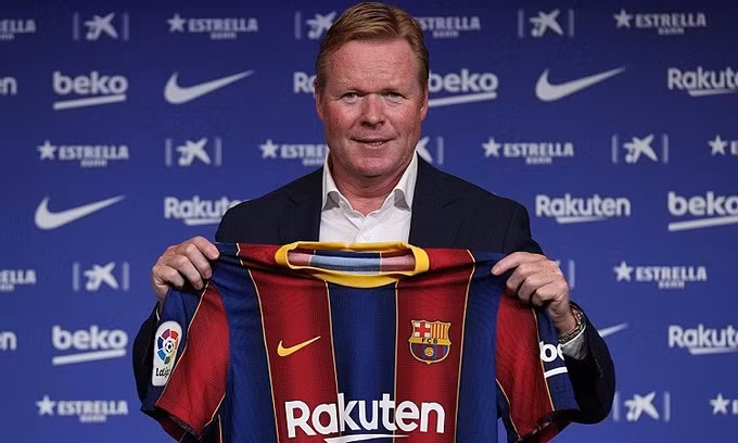 Nhiệm vụ đầu tiên của Koeman là giữ chân Messi. Ảnh: Reuters.