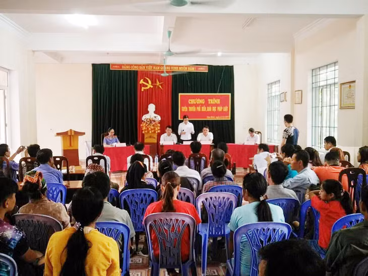 Một phiên tòa giả định được tổ chức tại xã Thống Nhất.