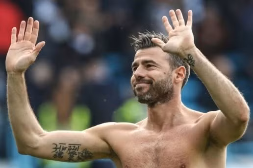  Barzagli đã chính thức giã từ sân cỏ.