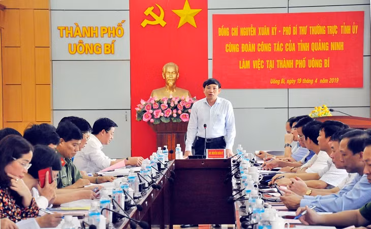 Đồng chí Nguyễn Xuân Ký, Phó Bí thư Thường trực Tỉnh ủy kết luận tại cuộc làm việc. 