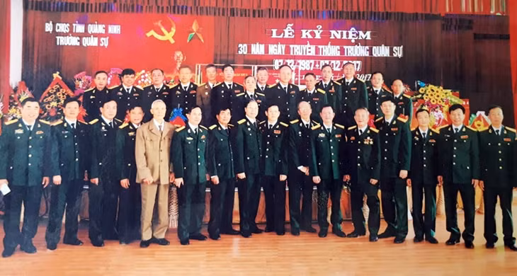CCB Trần Trọng Quý tại Lễ Kỷ Niệm 30 trường quân sự 