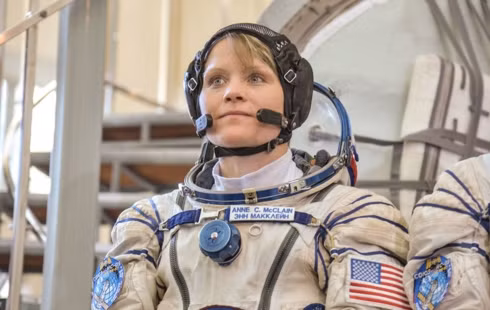 Phi hành gia Anne McClain. Ảnh: NASA.
