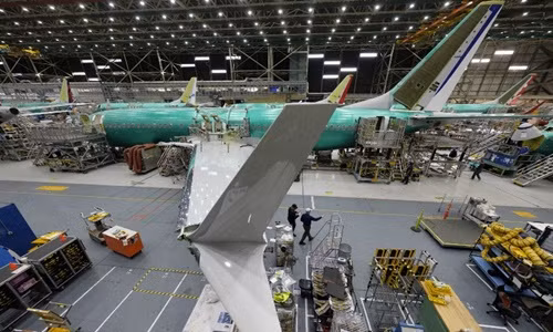 Máy bay 737 MAX được sản xuất trong nhà máy Boeing ở bang Washington ngày 27/3. Ảnh: AFP.