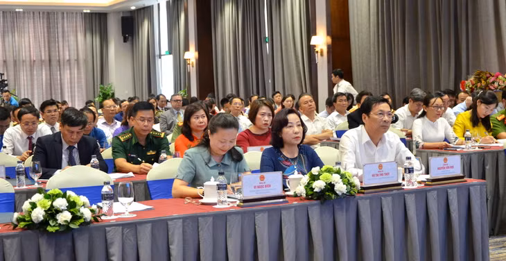 Quang cảnh hội nghị