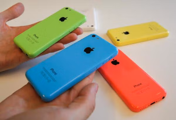  iPhone 5C hàng qua sử dụng hiện có giá khoảng 1,4 triệu đồng cho bản 16 GB bộ nhớ trong.