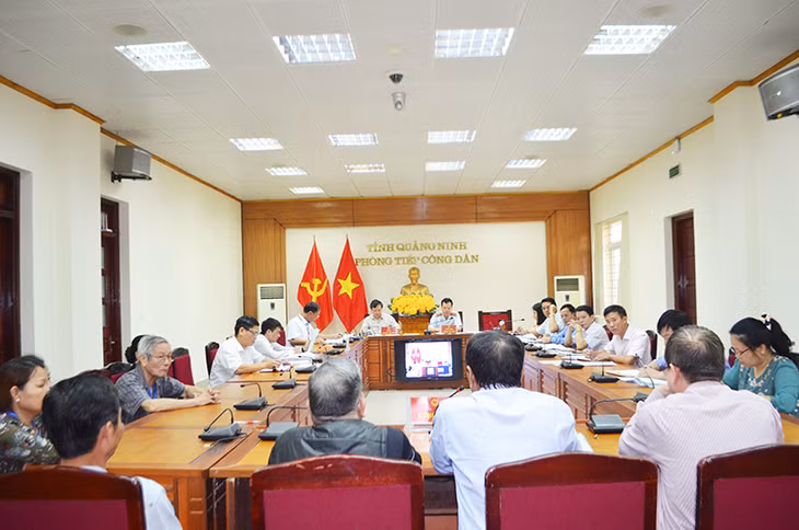 Hội đồng tiếp công dân của tỉnh tiếp công dân định kỳ tháng 4/2019. Ảnh Thanh Hoa