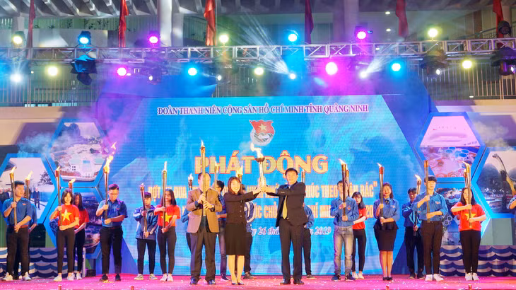 Tỉnh Đoàn phát động thi đua với chủ đề “Tuổi trẻ Quảng Ninh nhớ lời Di chúc theo chân Bác”. Ảnh: Minh Đức