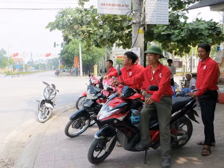 Các tình nguyện viên của Đội xe ôm 