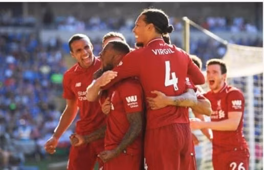  Wijnaldum mở tỉ số.