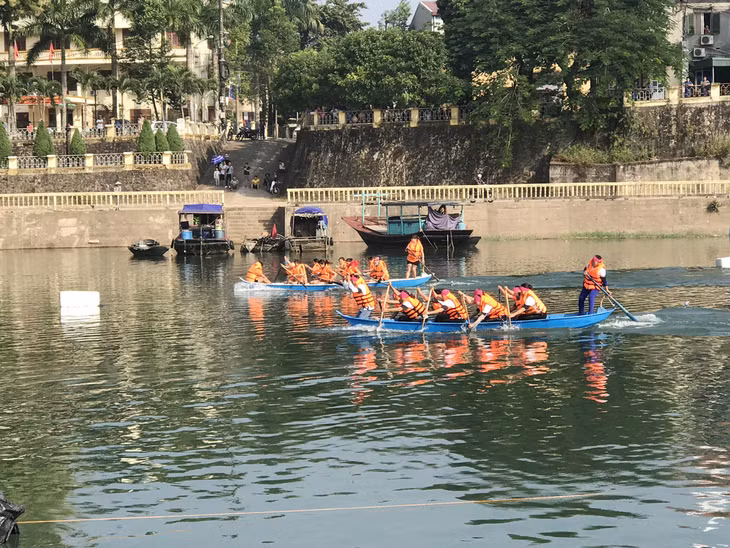 Các hoạt động văn hóa, thể thao đang dần trở thành một sản phẩm du lịch của huyện Tiên Yên