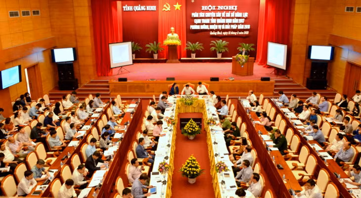 ảng Ninh tổ chức hội nghị phân tích chuyên sâu về chỉ số năng lực cạnh tranh tỉnh Quảng Ninh năm 2017, phương hướng và nhiệm vụ, giải pháp năm 2018