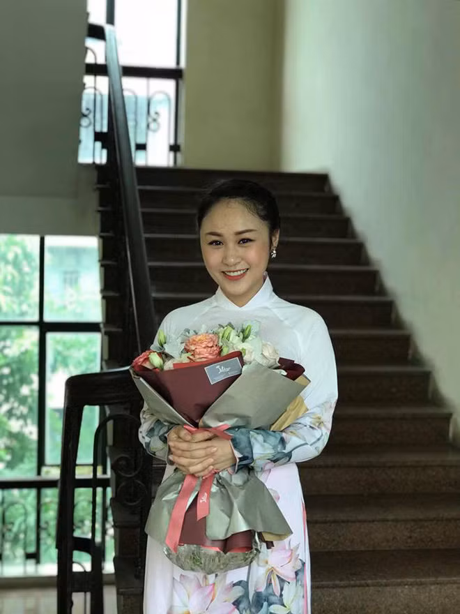Thiện Thanh đã tốt nghiệp Học viện Âm nhạc quốc gia.