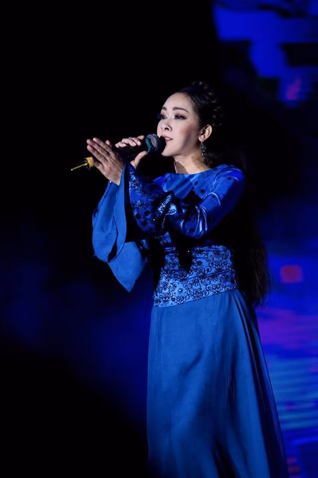 Nhan sắc của Như Quỳnh vào những năm gần đây bắt đầu có dấu hiệu của tuổi tác. Gương mặt và thân hình của cô tròn trịa hơn trước.