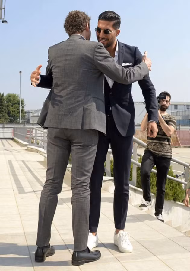  Can đã ký hợp đồng có thời hạn 4 năm với Juventus