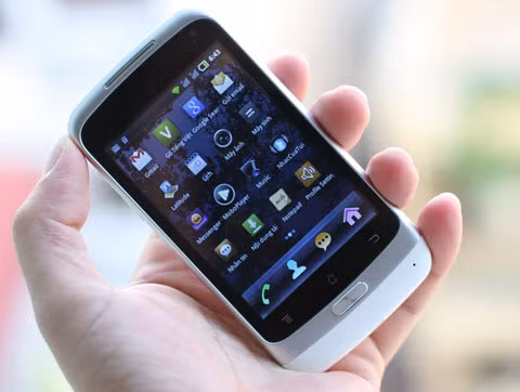 Smartphone thương hiệu Việt là cuộc đua mới sau thời di động cơ bản hai sim. Ảnh: Quốc Huy.