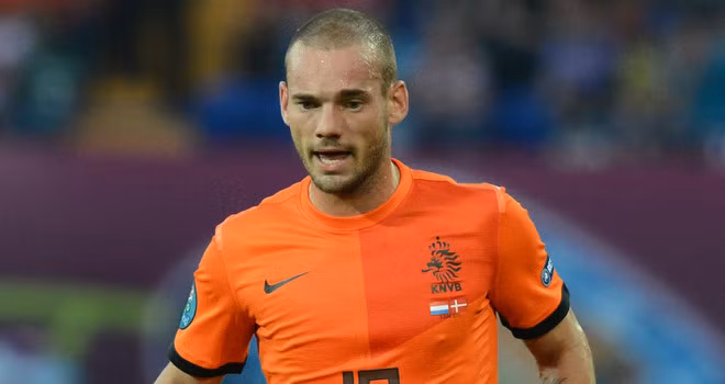 Sneijder gây thất vọng trong 2 trận đấu đầu tiên - Ảnh AP