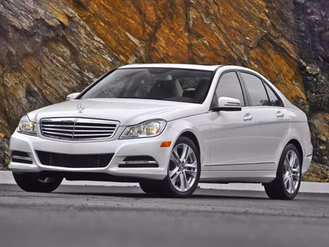 Mercedes C300 4MATIC 2013 sẽ trình làng tại Mỹ.