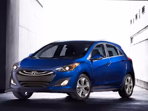Mẫu xe thể thao Hyundai Elantra GT 2013.