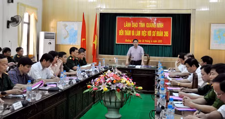 Bí thư Tỉnh uỷ Phạm Minh Chính thăm và làm việc tại Sư đoàn 395 ảnh 1 Bí thư Tỉnh uỷ Phạm Minh Chính thăm và làm việc tại Sư đoàn 395 ảnh 1