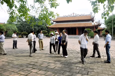 Di tích đền Sinh (Đông Triều) hiện đang được lập bản đồ khoanh vùng, cắm mốc để bảo vệ.