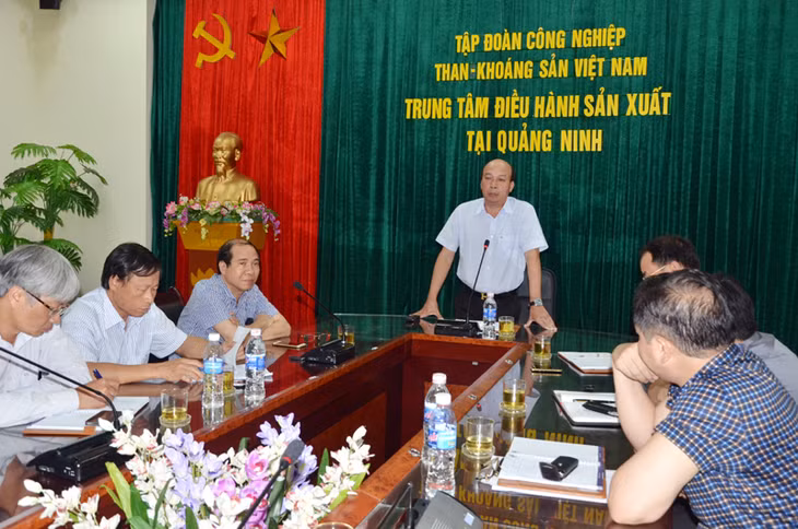 Đồng chí Lê