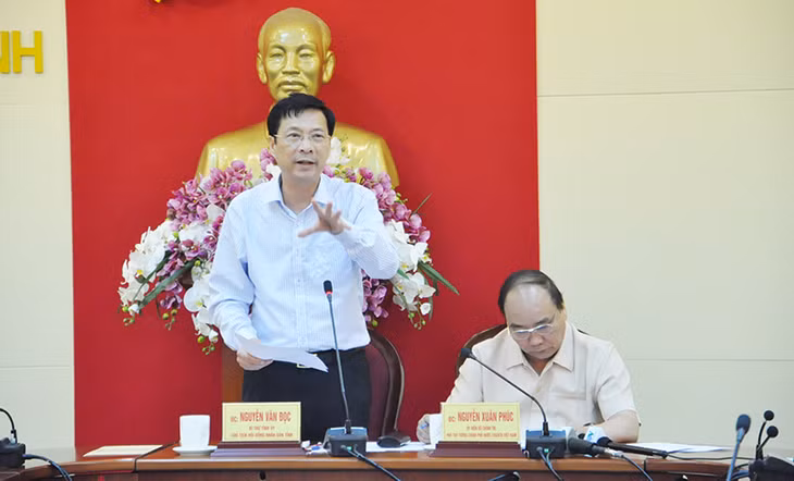Đồng chí Nguyễn Văn Đọc, Bí thư Tỉnh ủy, Chủ tịch HĐND tỉnh phát biểu tại buổi làm việc.