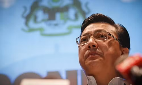 Bộ trưởng Giao thông Malaysia Liow Tiong Lai. Ảnh: AP