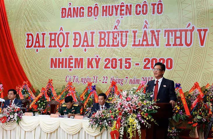 Đồng chí Mai Tuấn Phượng, Phó Bí thư Thường trực Huyện ủy phát biểu khai mạc Đại hội.