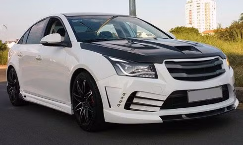Chiếc Chevrolet Cruze sau khi được nâng cấp ngoại hình.