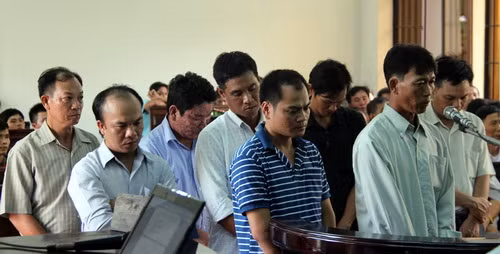 Các bị cáo tại toà. Ảnh: Hoàng Trường