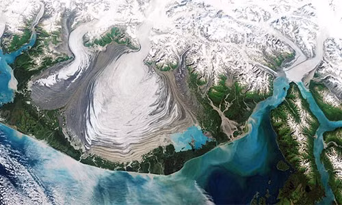  Malaspina Glacier, dòng sông băng lớn nhất Bắc Mỹ. 