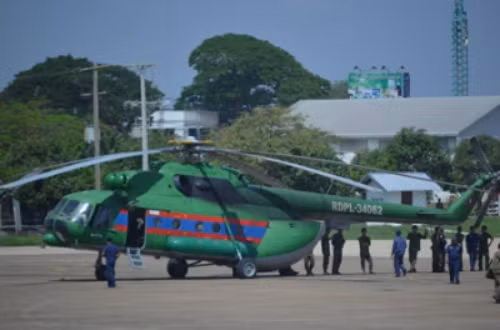 Trực thăng Mi-17 của Lào. Ảnh: LPK