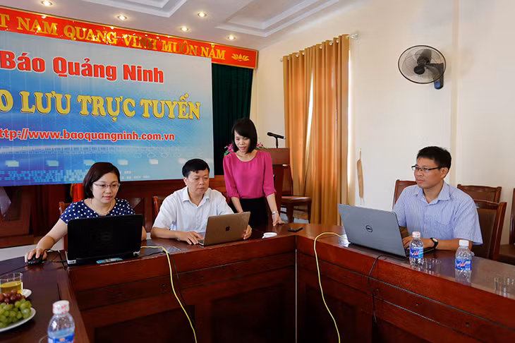 Quang cảnh buổi giao lưu.