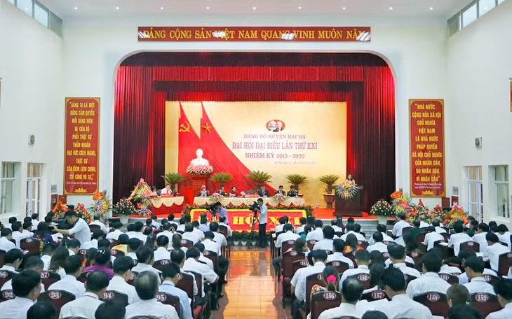 Quang cảnh đại hội