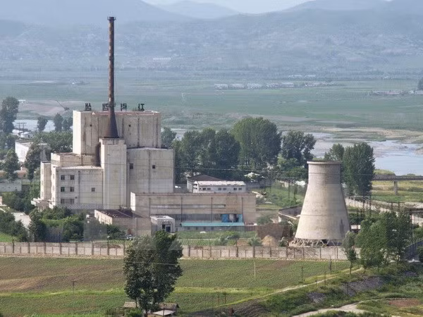 Toàn cảnh tổ hợp hạt nhân Yongbyon của Triều Tiên ngày 27/6/2008. (Nguồn: Kyodo/TTXVN)