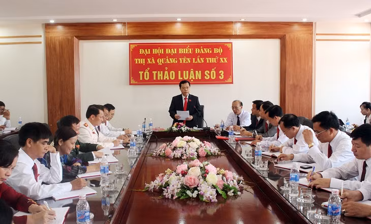 BCH Đảng bộ TX Quảng Yên họp phiên đầu tiên bầu BTV Thị ủy và các chức danh ảnh 1 BCH Đảng bộ TX Quảng Yên họp phiên đầu tiên bầu BTV Thị ủy và các chức danh ảnh 1