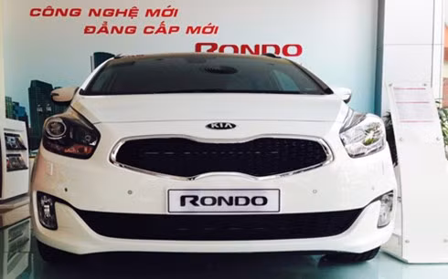 Kia Rondo có giá bán ưu đãi cao nhất lên đến 19 triệu đồng.